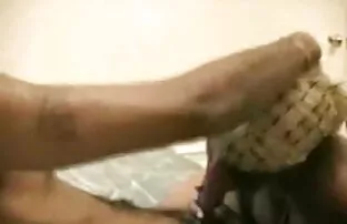 XXX یک پسر قوی دختر را با عکس سکس دختر با سگ عینک لعنتی