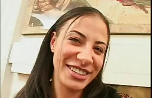 XXX عروسک زمین عکس سکسی دختر ها از درین خشمگین است
