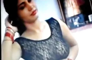 XXX یک دختر عکس سکس سینه دختر 18 ساله بدن جوانی را نشان می دهد