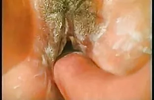 XXX مستی جان در سفر از نظر عکس سکسی دختران دوجنسه دوستش سرخ می کند