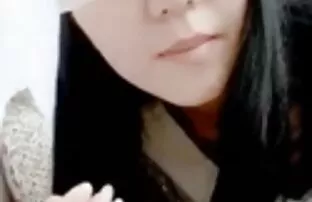 XXX این مرد به مادربزرگ برهنه بزرگتر خود جاسوسی عکس سکسی دختر با اسب کرد و او را چاقو زد