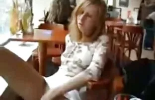 XXX پسر با لعنتی جوان لاغر روسی را فاک عکس سکس سینه دختر می کند