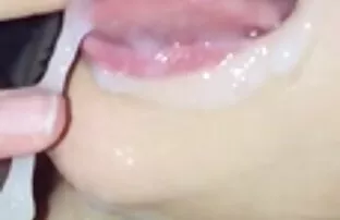 XXX شوهر مست شد و به خواب رفت و زن در كنار او تقلب كرد عکس های سکسی دختر ها