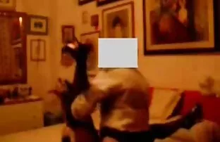 XXX دختر مست دوست را آزاد می عکسهای سکسی دختران خردسال کند